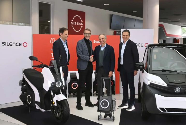 Nissan Collaborates with Battery-Swapping Scooter Firm