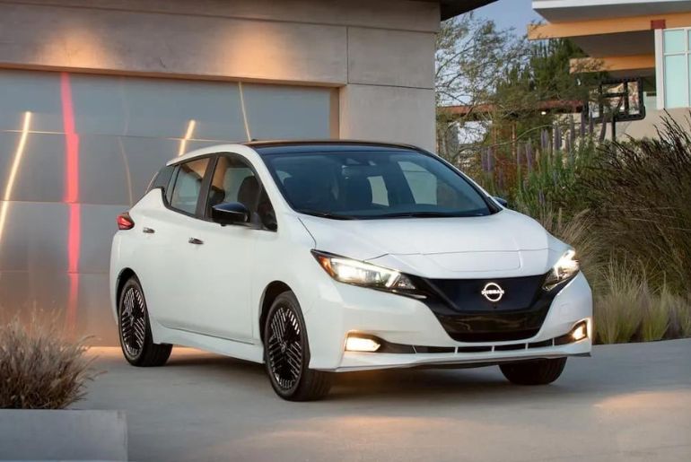 Nissan encourages owners of Chevy Bolt EVs and EUVs to purchase (or lease) a new LEAF. Nissan is offering a new incentive to Bolt EV users