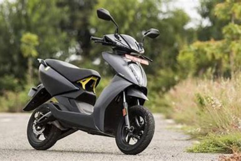 Ather Energy begins deliveries of Rizta scooter