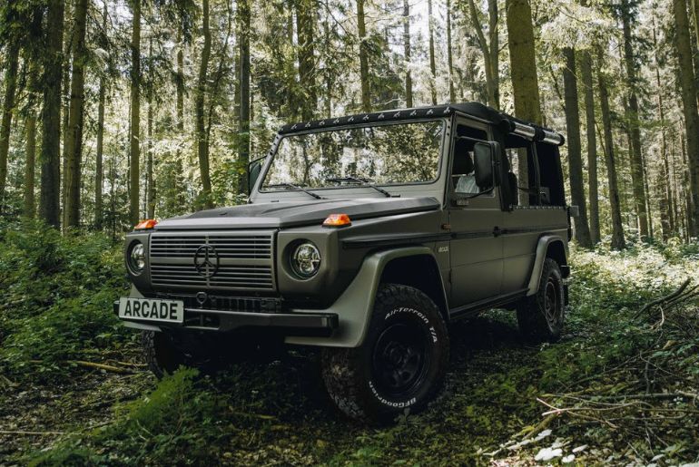 Everrati and Arcade Cars Unveil Electric Luxury Off-Roader (1)