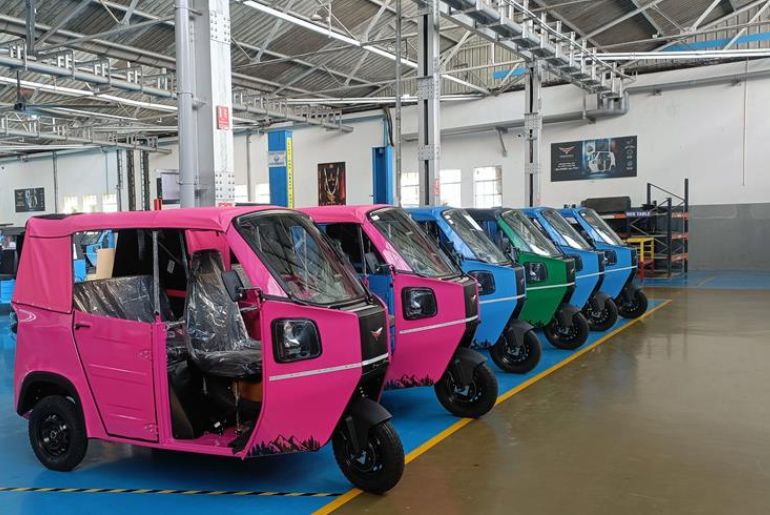 Montra Electric delivers 5,000 Super Autos within a year of launch