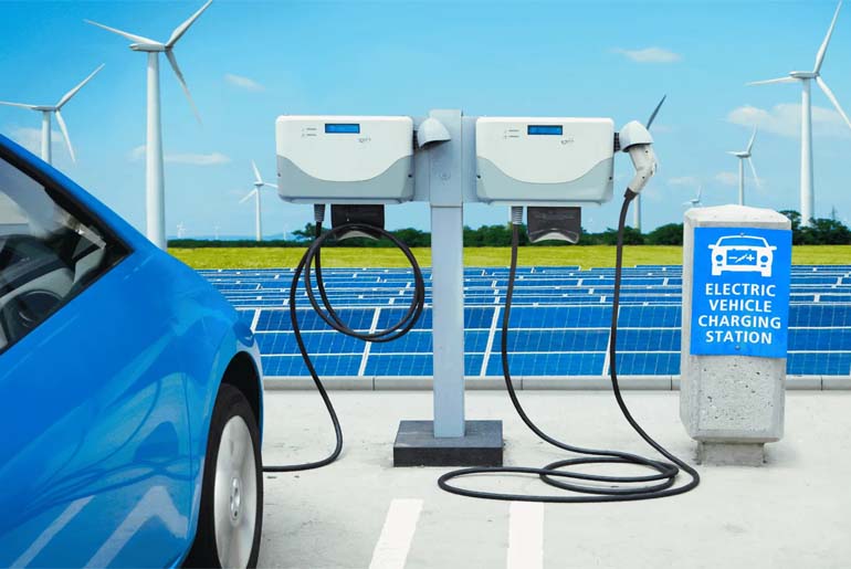 The Role of Renewable Energy in EV Charging Stations