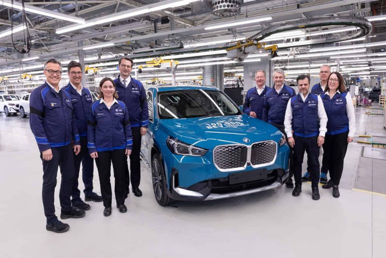 BMW Regensburg Plant Produces 100,000th Electric Vehicle in 2024