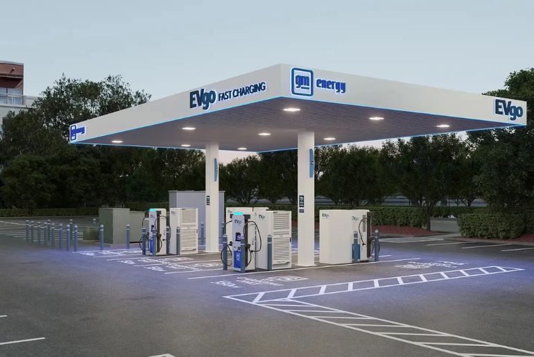 EVgo and GM Reach 2,000 Fast Charging Stalls in the U.S.