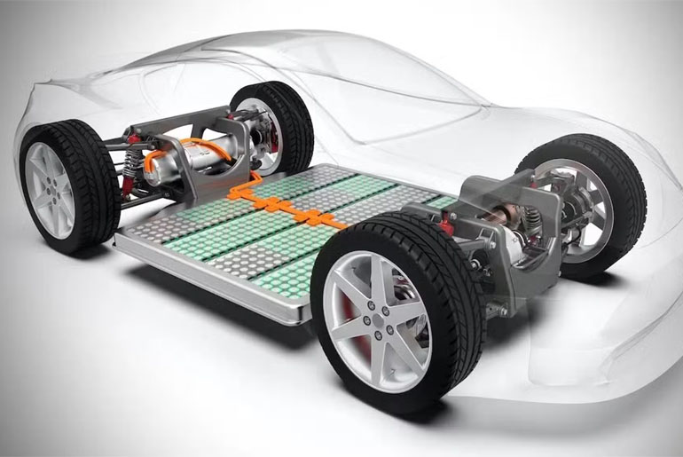 Traction Batteries in Heavy-Duty EVs: Challenges and Solutions