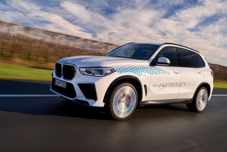 BMW Announces Electrification Plans with BMW iX5 and Hydrogen-Powered Variant in 2028