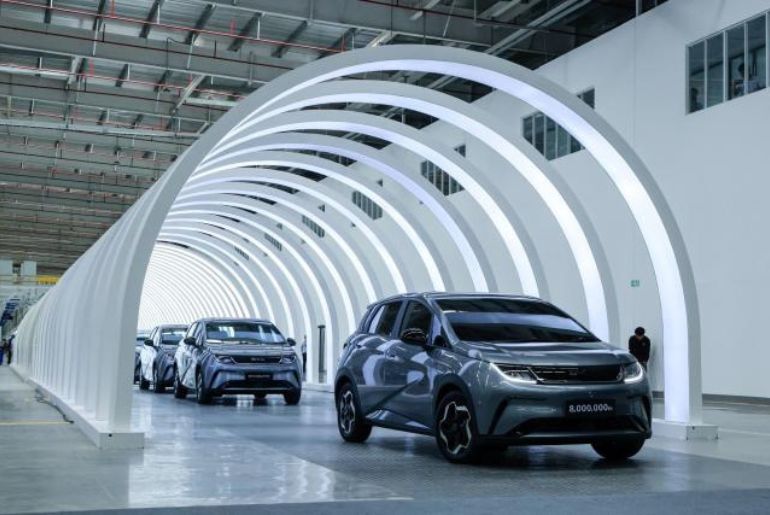 BYD Sets Record, Narrows EV Sales Gap with Tesla