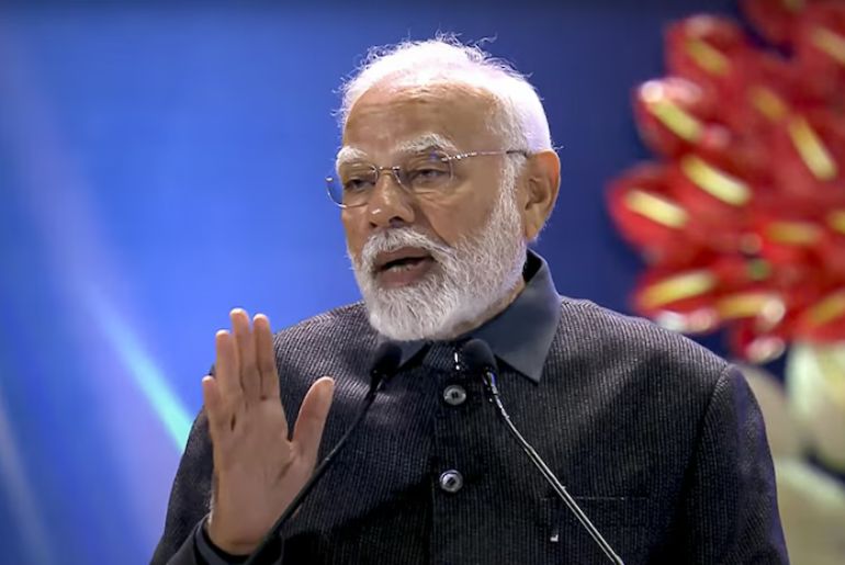 PM Modi Expects 8-Fold Growth in EV Sales