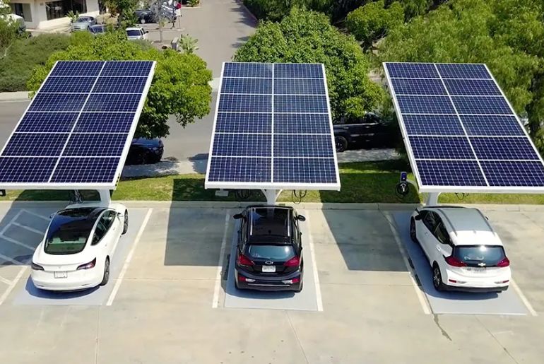 The Role of Renewable Energy in Powering EV Infrastructure