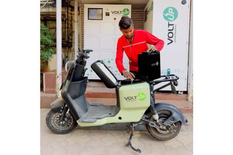 VoltUp, Revamp Moto to Deploy 40,000 Electric Scooters